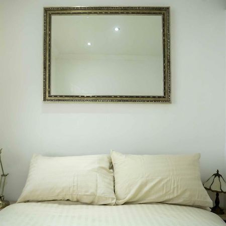 The Ploughman'S Rest Apartment Brighton Екстериор снимка